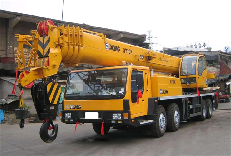 黑龙江吊车出租选择重点